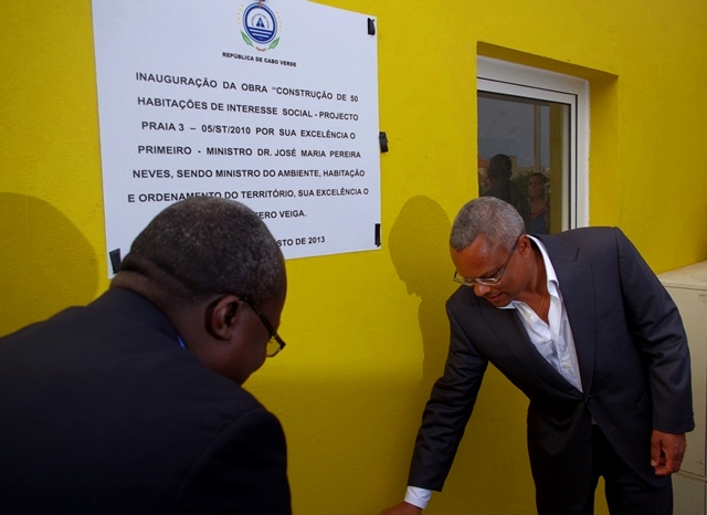 Inauguração do Complexo Casa para Todos em Tira Chapéu