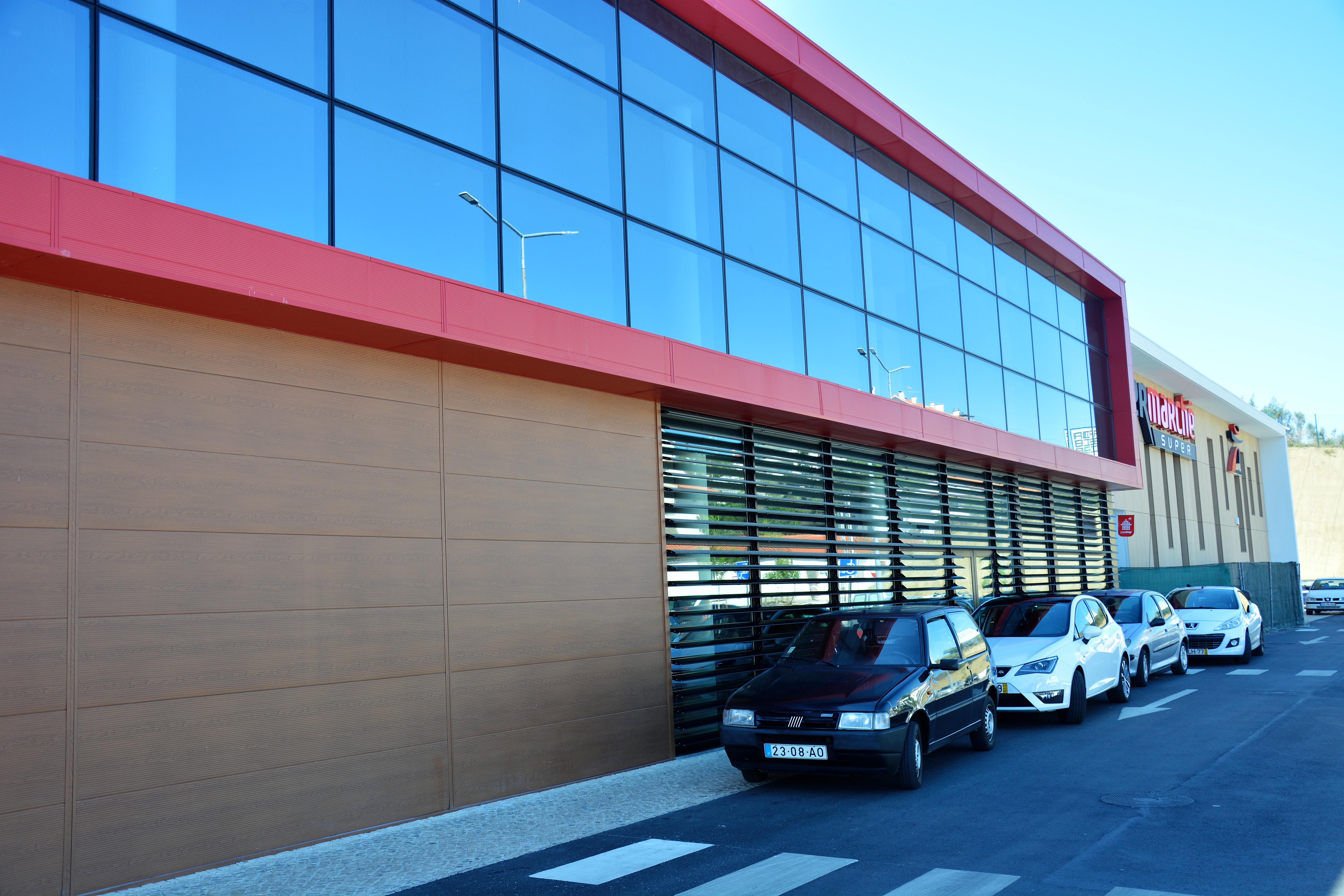 Central Projetos responsável pelo projeto de execução e fiscalização do primeiro Intermarché de Coimbra